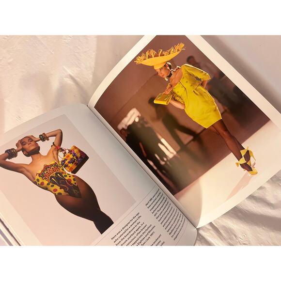 Vogue Essentials series: Essentials: Handbags and Essentials: Little Black Dress - Picture 9 of 11